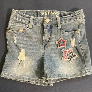 Wallflower Girl girls size 6x denim jean shorts